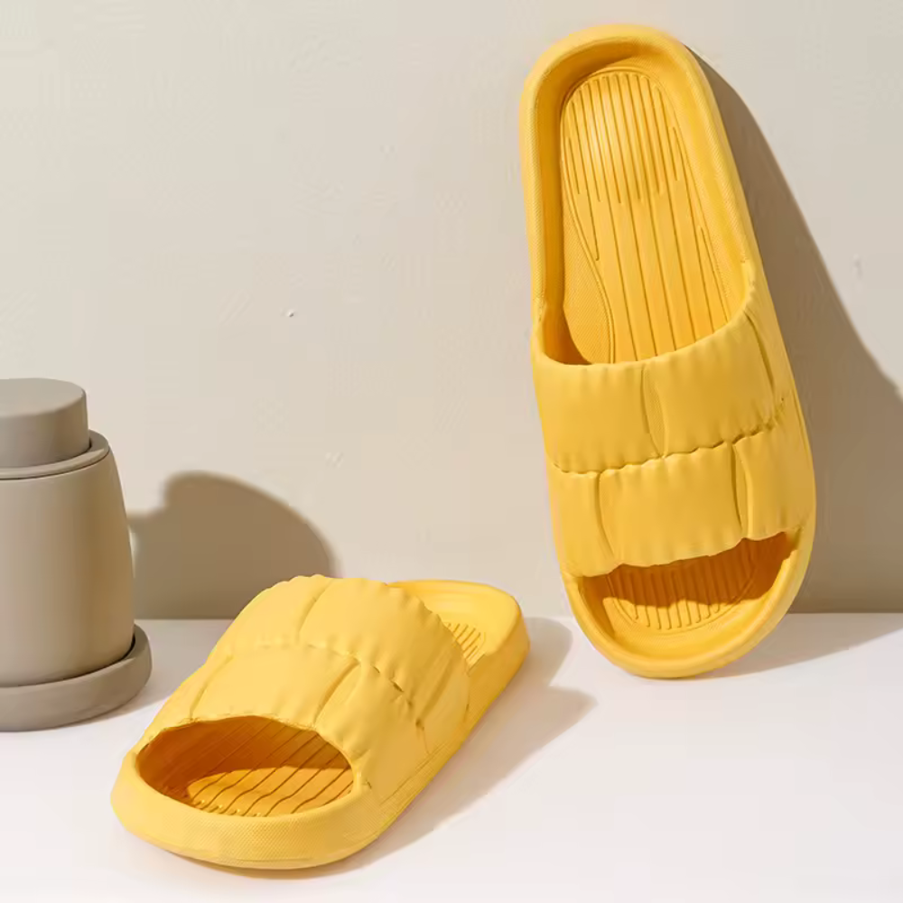 ComfySlippers™ | Weiche, elegante Hausschuhe für den Alltag