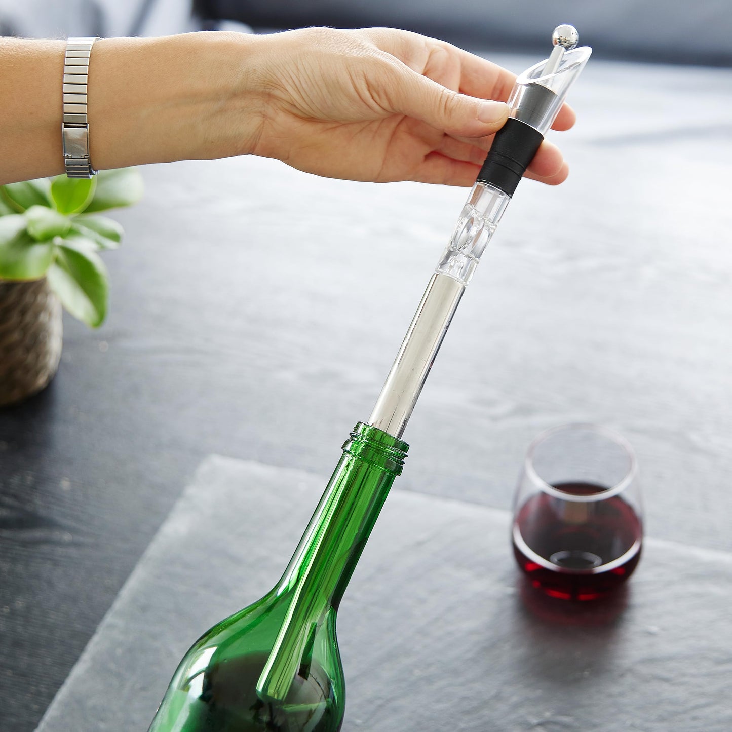 CoolWine™ | Perfekte Serviertemperatur. Jedes Mal.