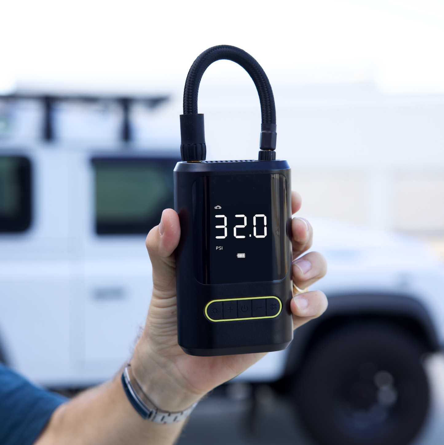 AirCharge Pro™ | Der ultimative tragbare 4-in-1-Reifenfüller🚗