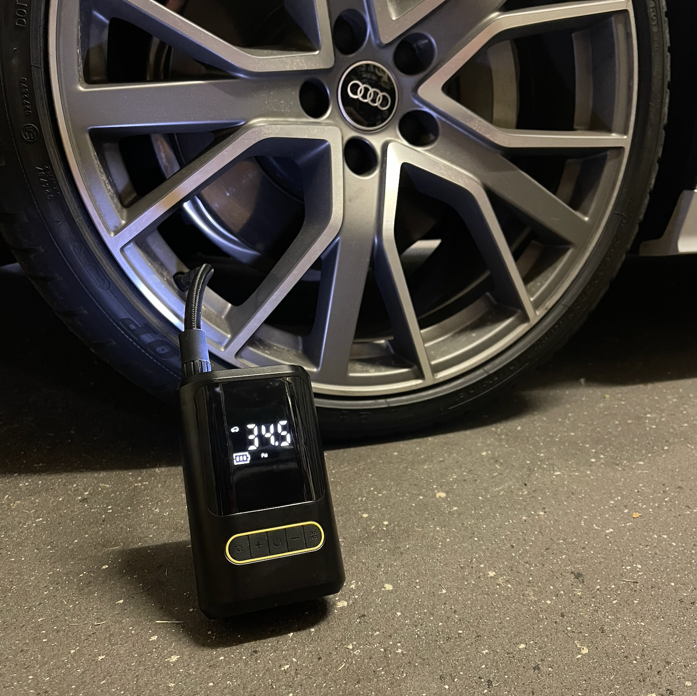 AirCharge Pro™ | Der ultimative tragbare 4-in-1-Reifenfüller🚗